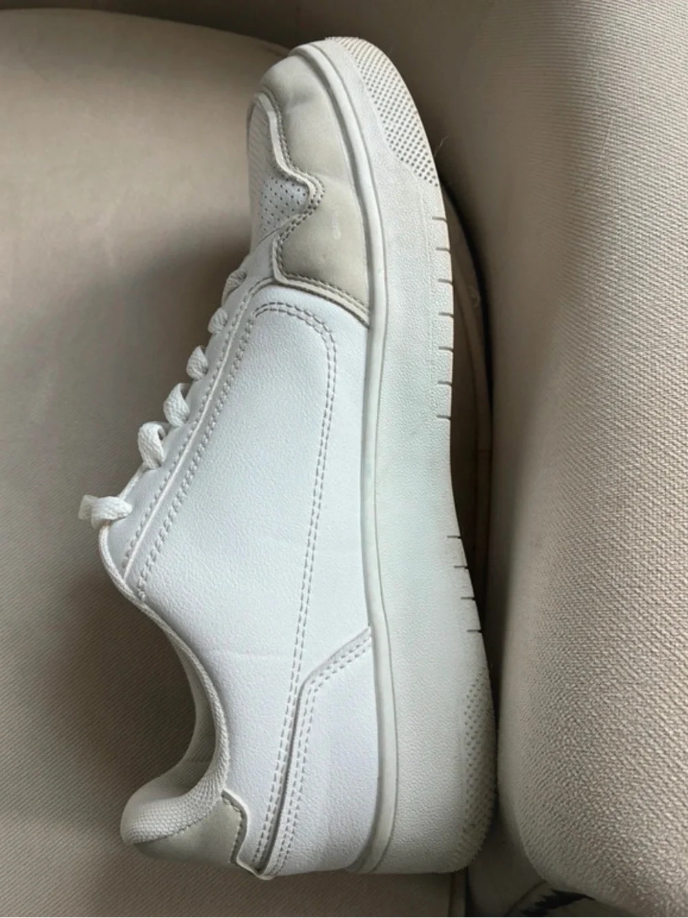 Classic Women’s White Casual Nautica Sneakers